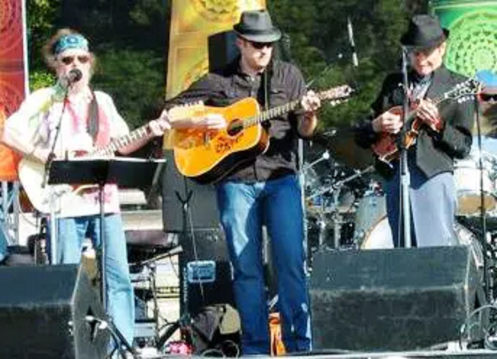 Jesse McReynolds does Jerry @ Harmony Fest.