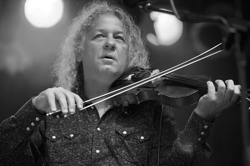 Railroad Earth Gives Fans Plenty to Be Thankful For on Thanksgiving