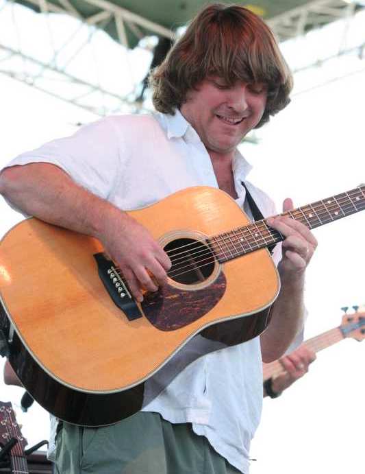 Travelin' McCourys Ft. Keller Williams with guest Head for the Hills