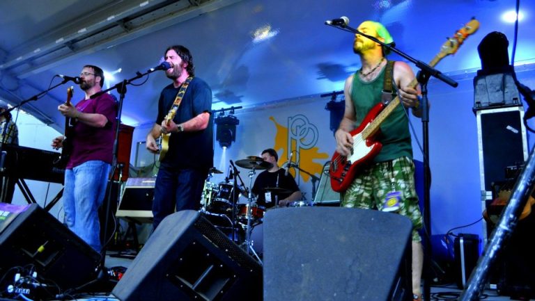 Catch Old Shoe & Family Groove Company  Tonight @ Ace Bar Chicago