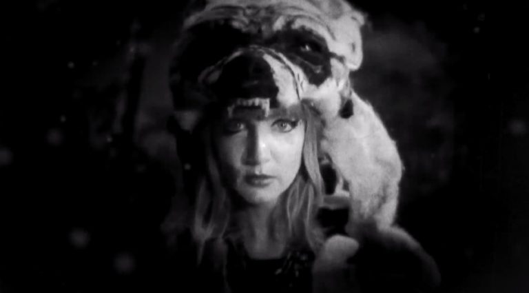 The Mynabirds Share New Video + New Tour Dates