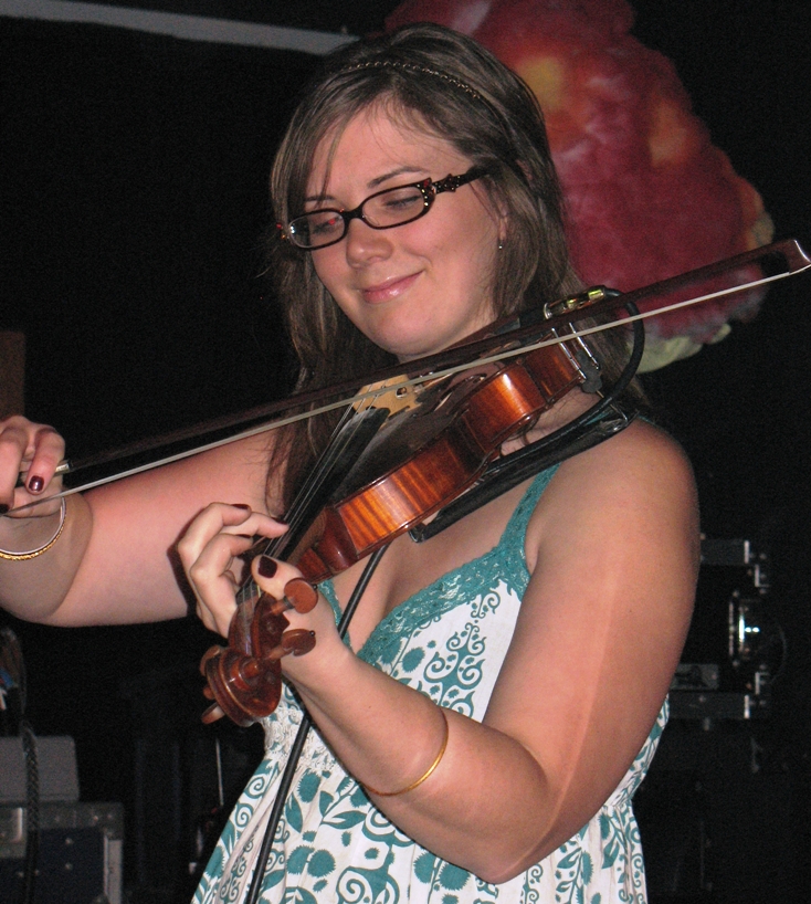 Cornmeal Fiddle Player Allie Kral Announces Departure From Band