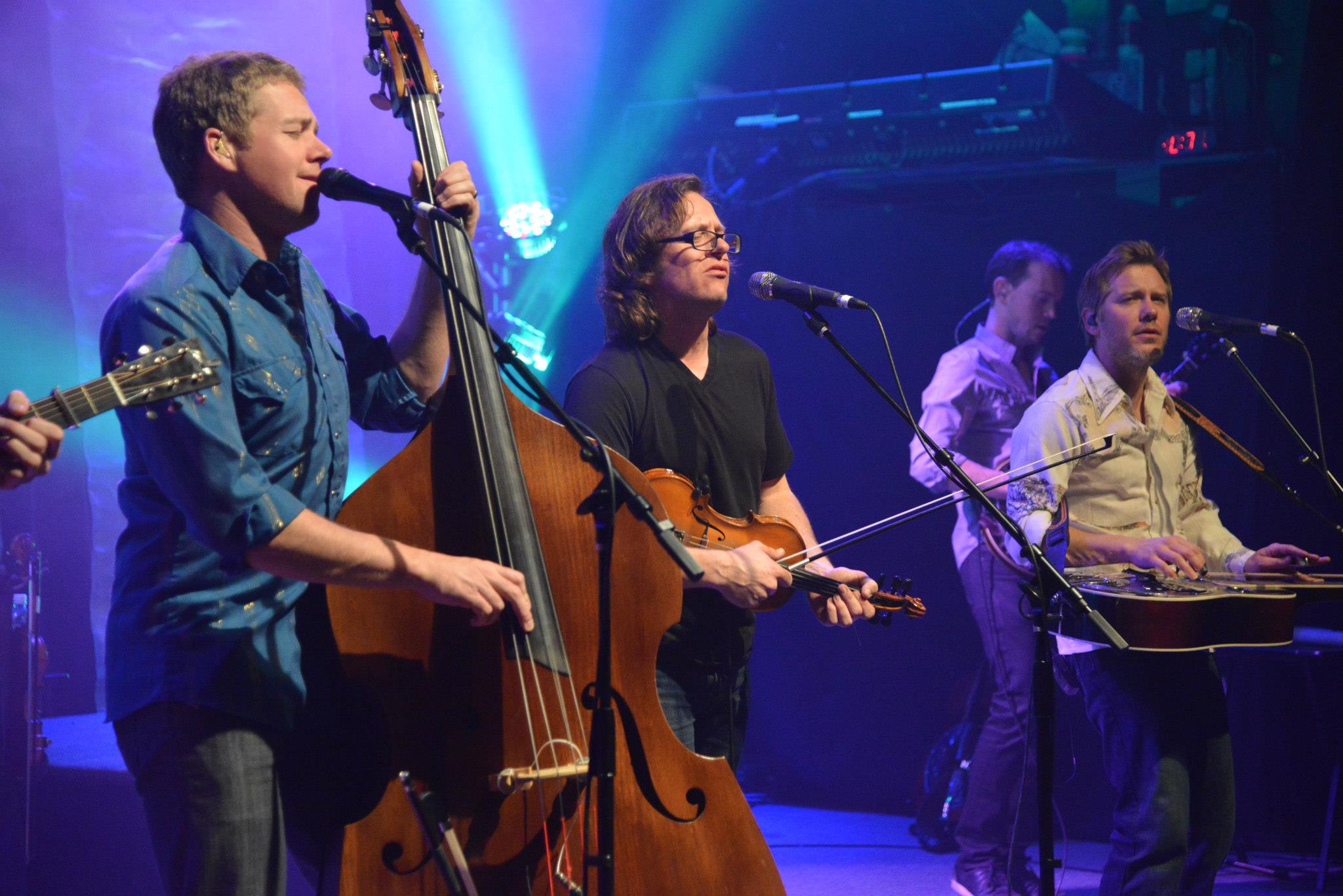 Infamous Stringdusters Announce 2013 American Rivers Tour