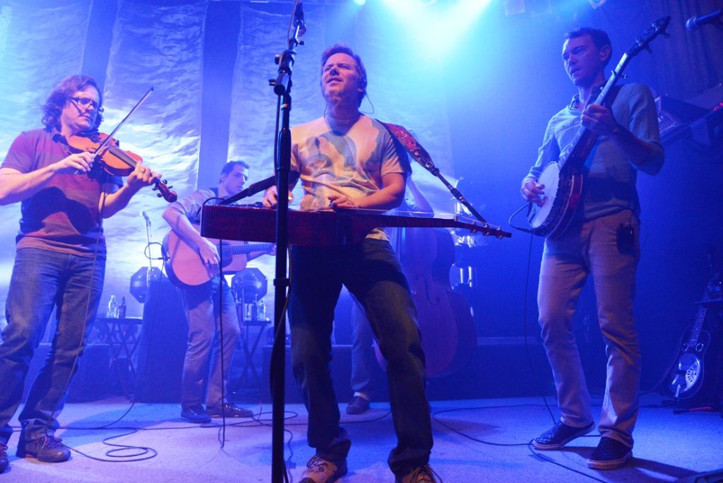 The Infamous Stringdusters' Festy Experience Adds Artists