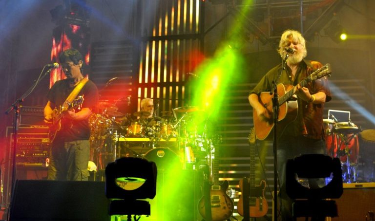 String Cheese Incident hosts Hulaween 2013