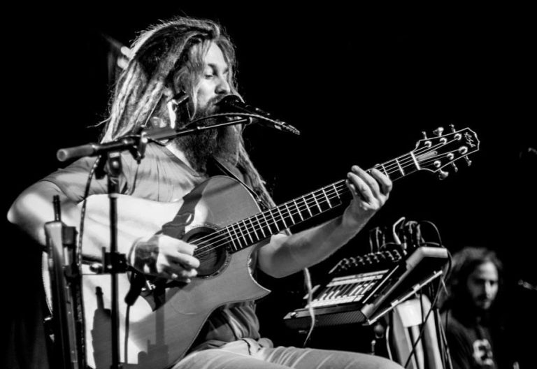 One of Reggae Music's Rising Stars, Mike Love Announces 2015 Spring Tour