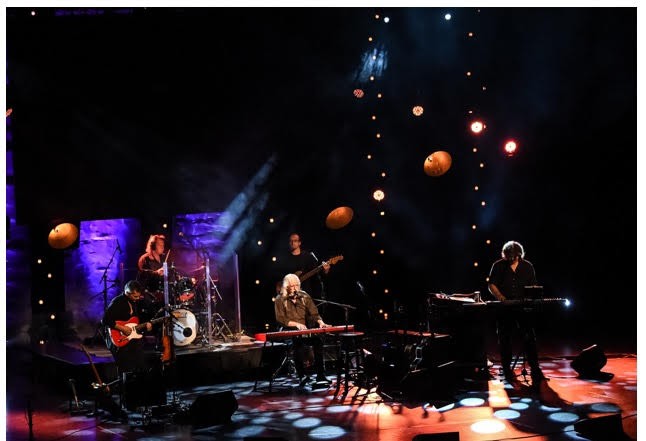 PBS Premieres "Alice's Restaurant 50th Anniversary Concert with Arlo Guthrie" on Thanksgiving Day 2015