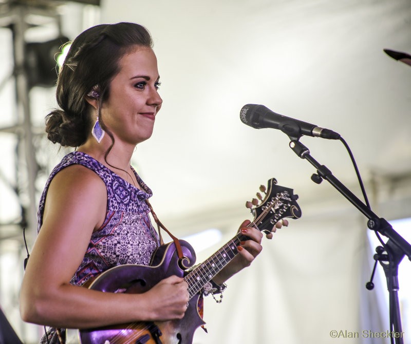 Sierra Hull @ High Sierra