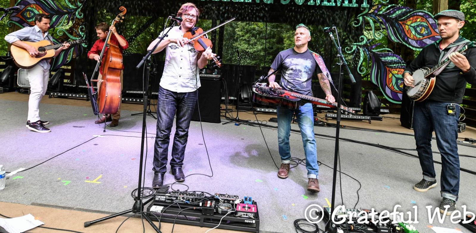 The Infamous Stringdusters