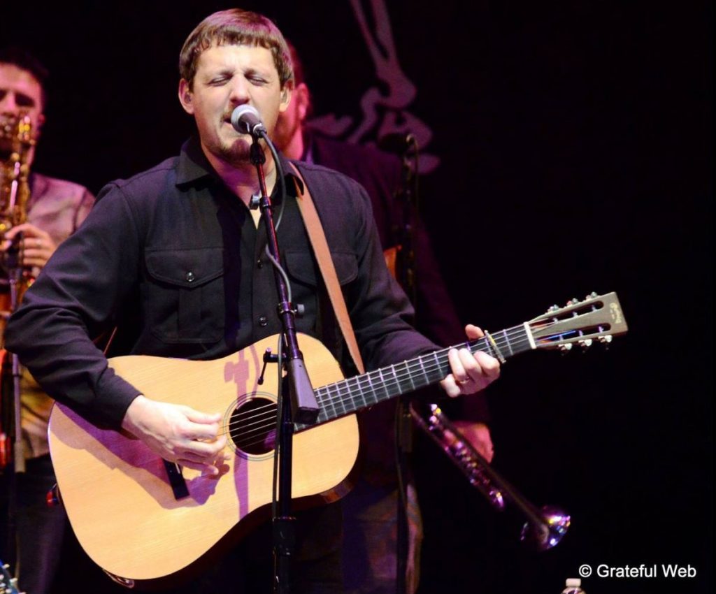 Sturgill Simpson to join Guns N' Roses on select stadium tour dates