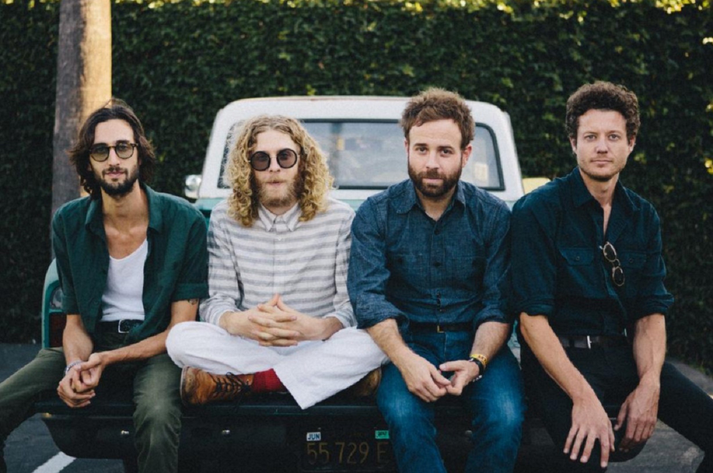 Dawes Will Release Limited Edition Vinyl Of 'We're All Gonna Live'