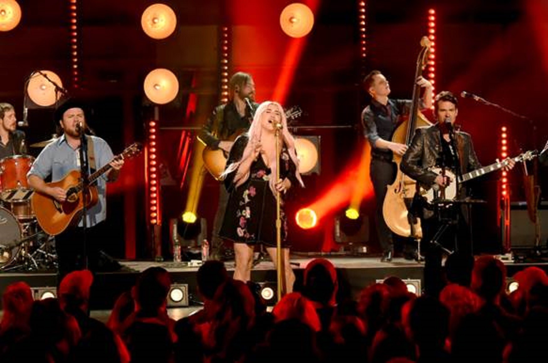 OLD CROW MEDICINE SHOW JOINS KESHA  FOR ALL-NEW EPISODE OF “CMT CROSSROADS”