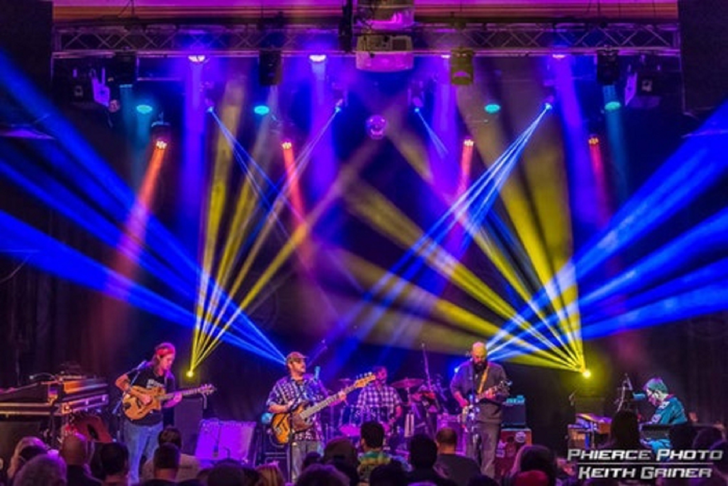 Hyryder (Grateful Dead Tribute) @ Durty Nellies | 2/16/18