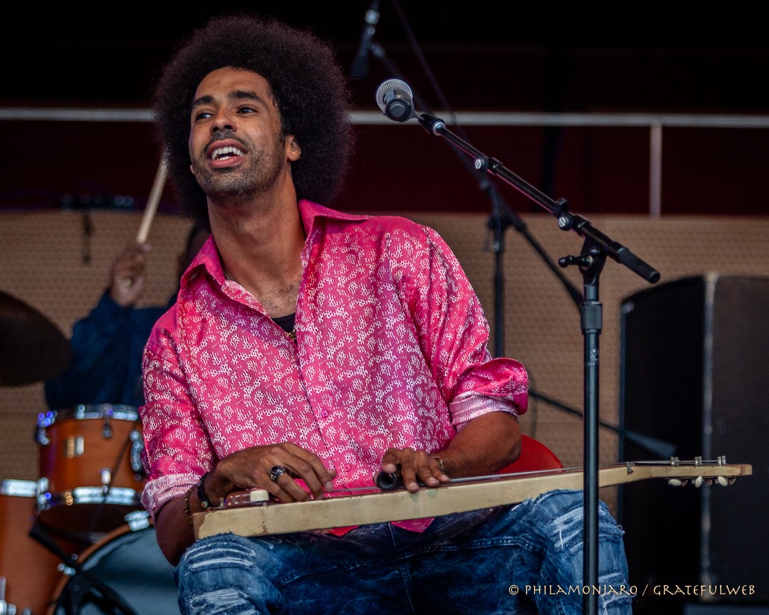 Selwyn Birchwood on lap steel guitar