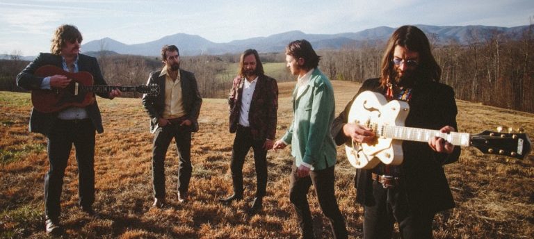 BILLBOARD drops THE ARTISANALS "Drag" Video