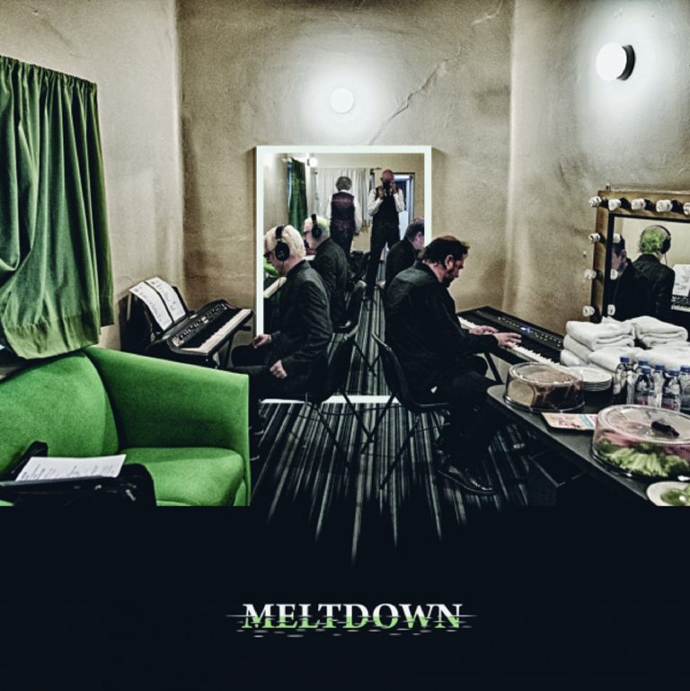King Crimson To Release "Meltdown In Mexico"