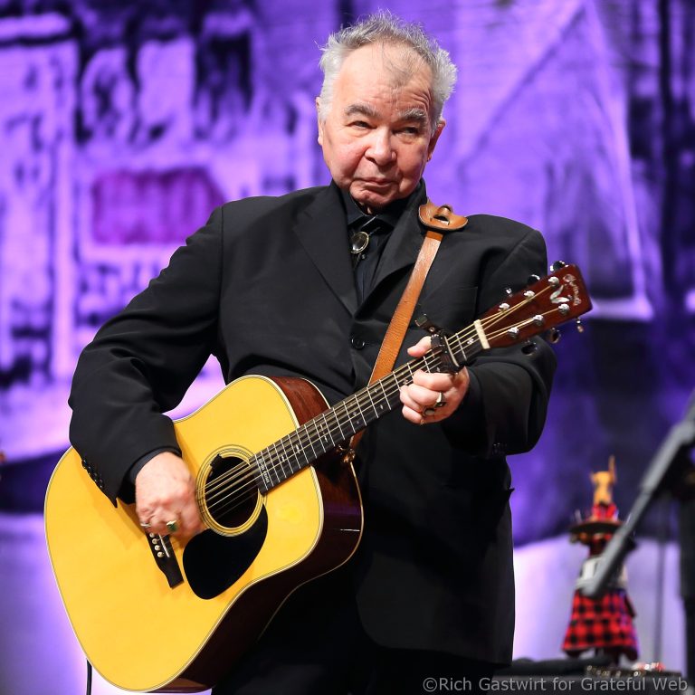 John Prine wins "Artist of the Year" at 2018 Americana Awards
