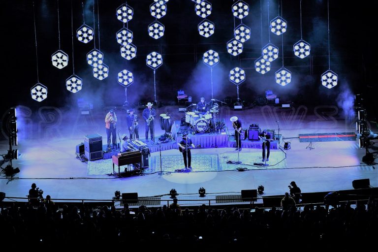 Nathaniel Rateliff & The Night Sweats' "A Little Honey" video debuts