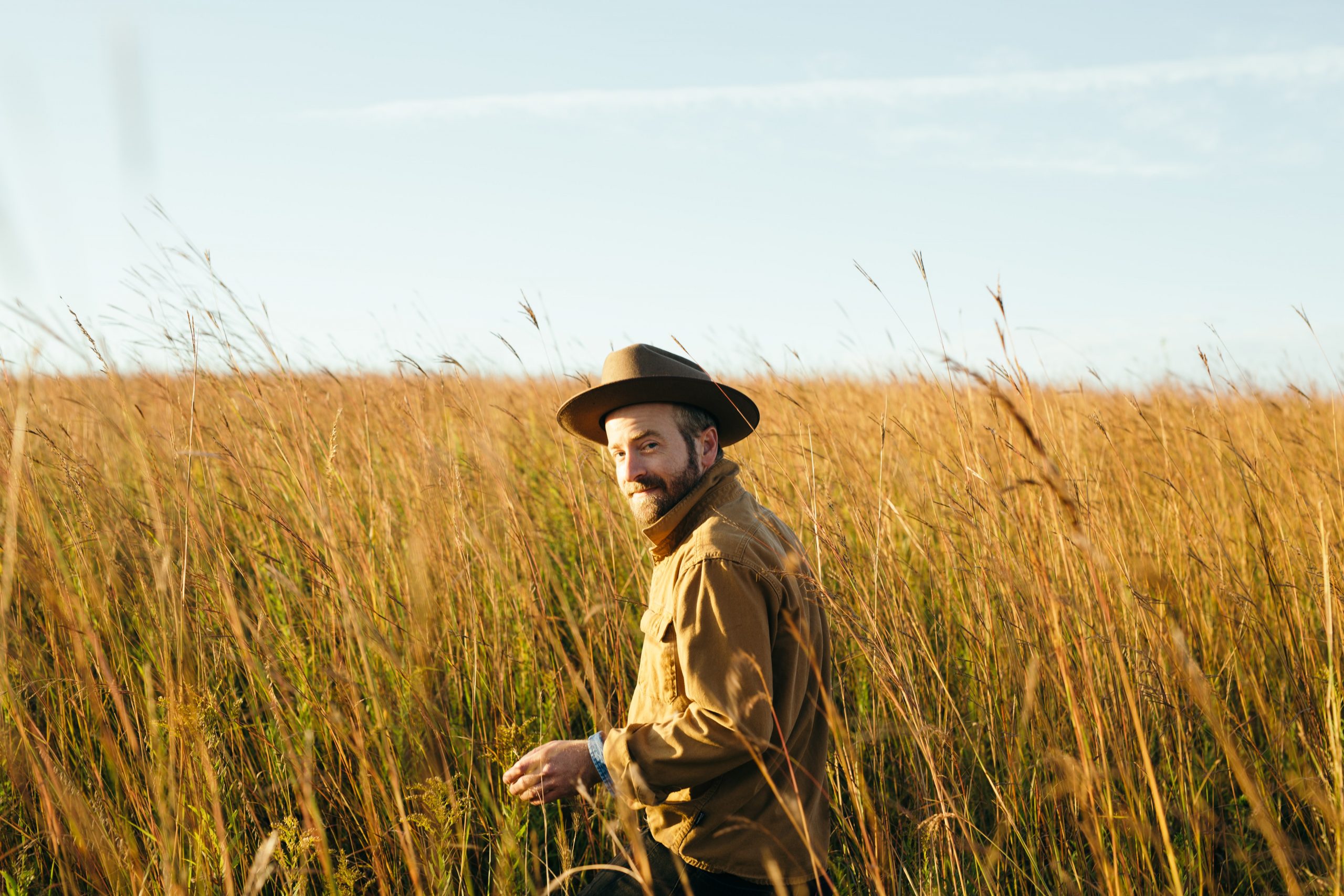 Dave Simonett | “Red Tail” | Review
