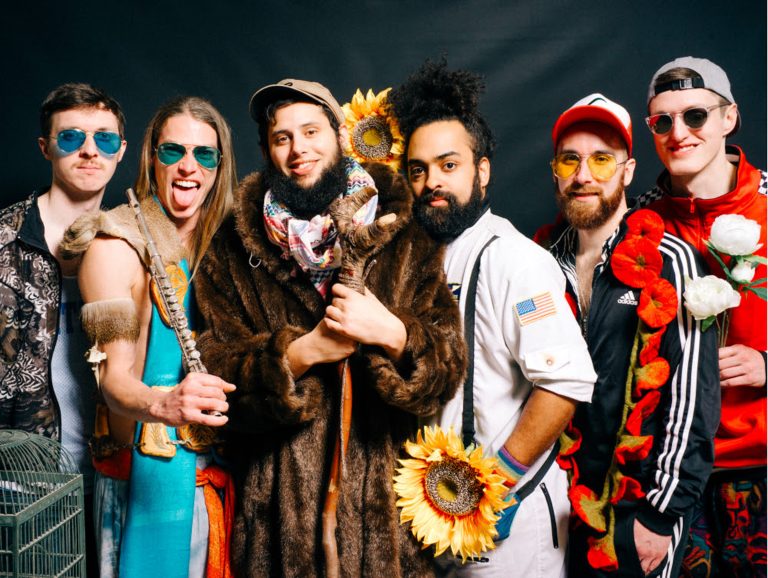 Joe Hertler & The Rainbow Seekers Take A Deep Dive In "Underwater"