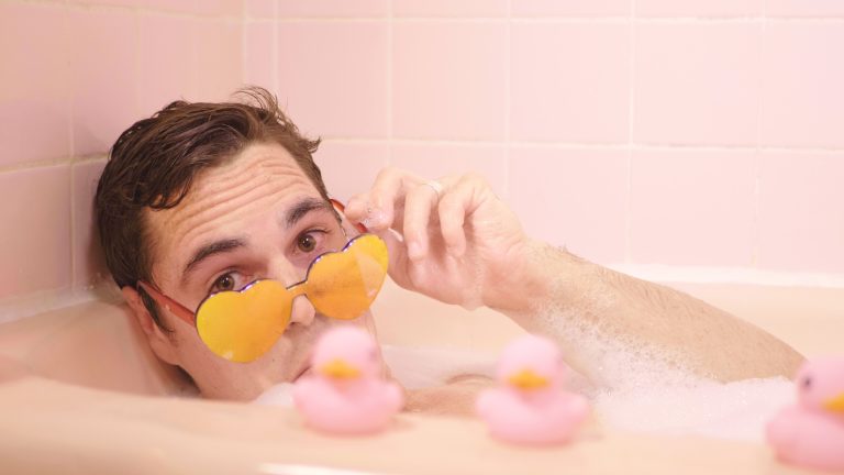 GW Premiere: Ric Robertson's "Louisiana Love Thing"