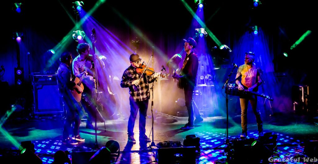 Infamous Stringdusters livestream from the Fox Theatre