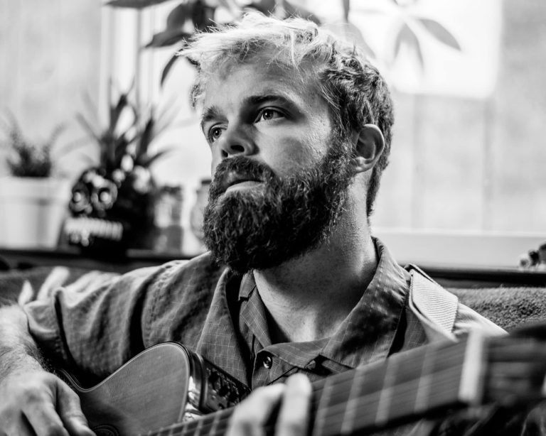 GW Premiere: Pat Hull's “No Returns”