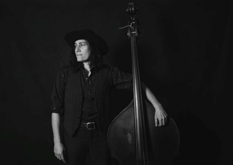 MELISSA CARPER RELEASES SINGLE “MAKIN’ MEMORIES”