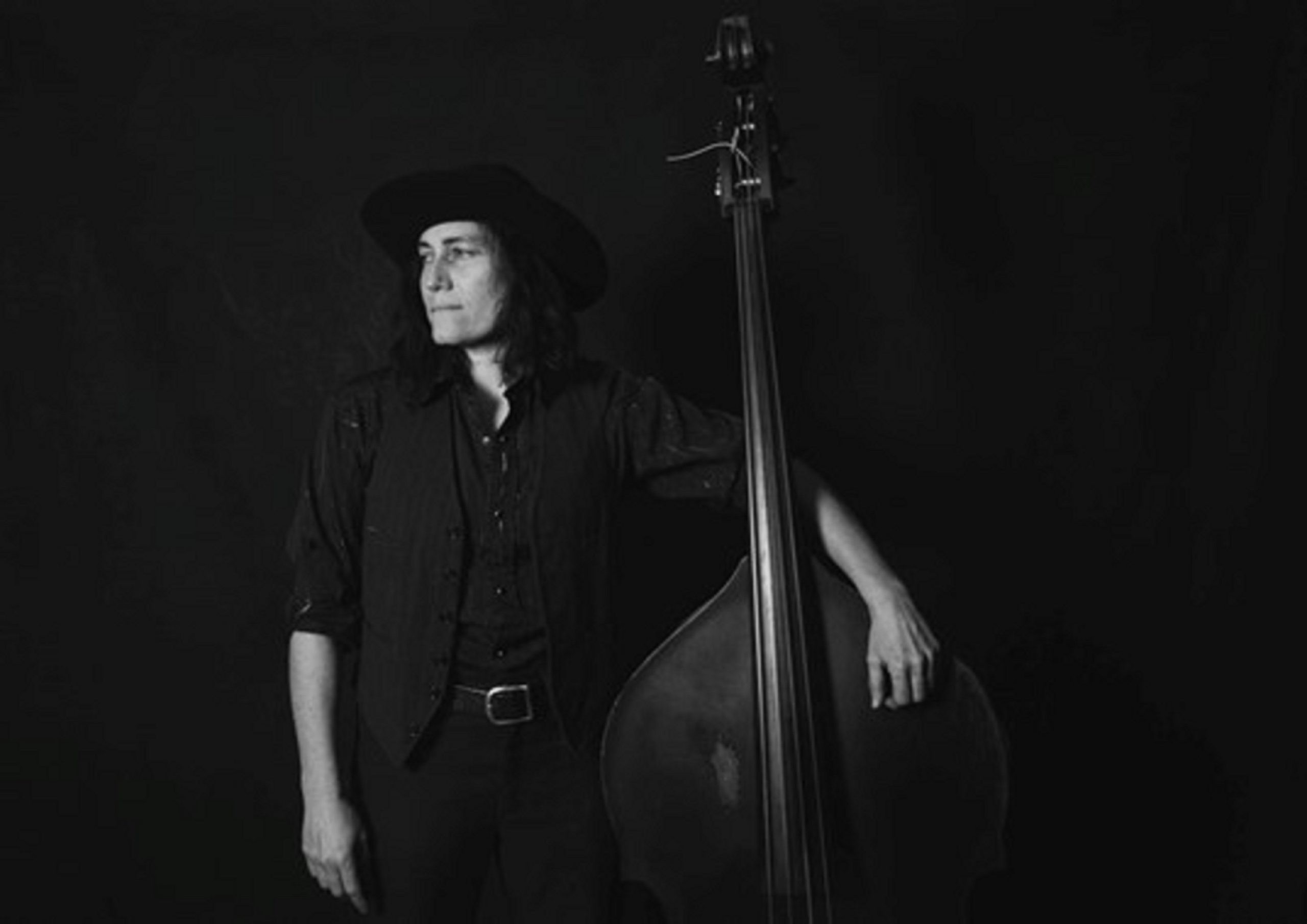 MELISSA CARPER RELEASES SINGLE “MAKIN’ MEMORIES”