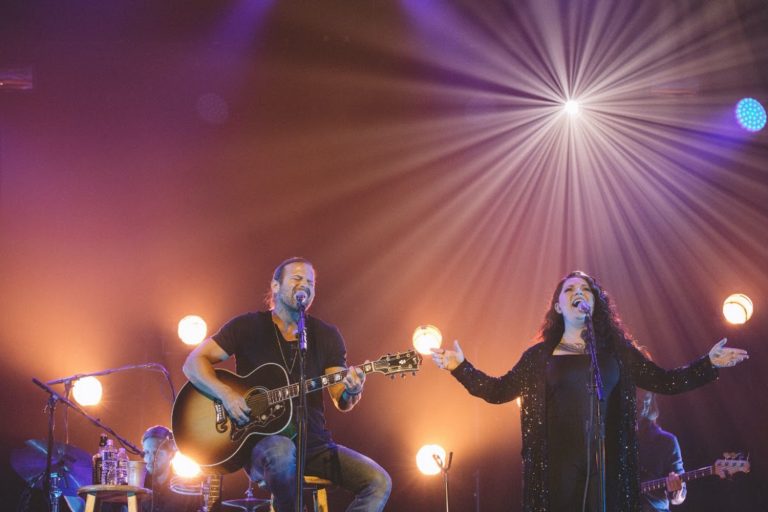 Kip Moore's WILD WORLD DELUXE: LIVE AT THE RYMAN