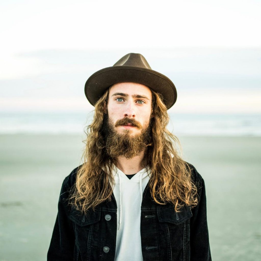 Mitchel Evan Releases His Self-Titled Album