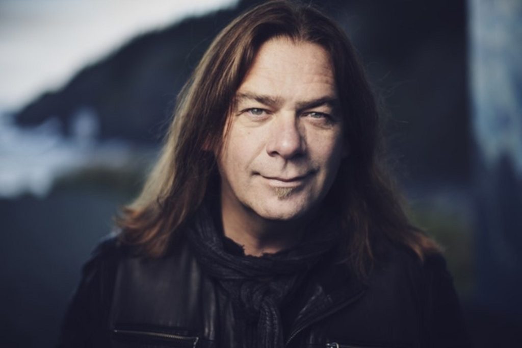 ALAN DOYLE ANNOUNCES NEW EP BACK TO THE HARBOUR OUT MAY 21