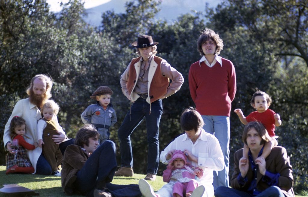The Beach Boys Share Unreleased Live Version Of "Susie Cincinnati"