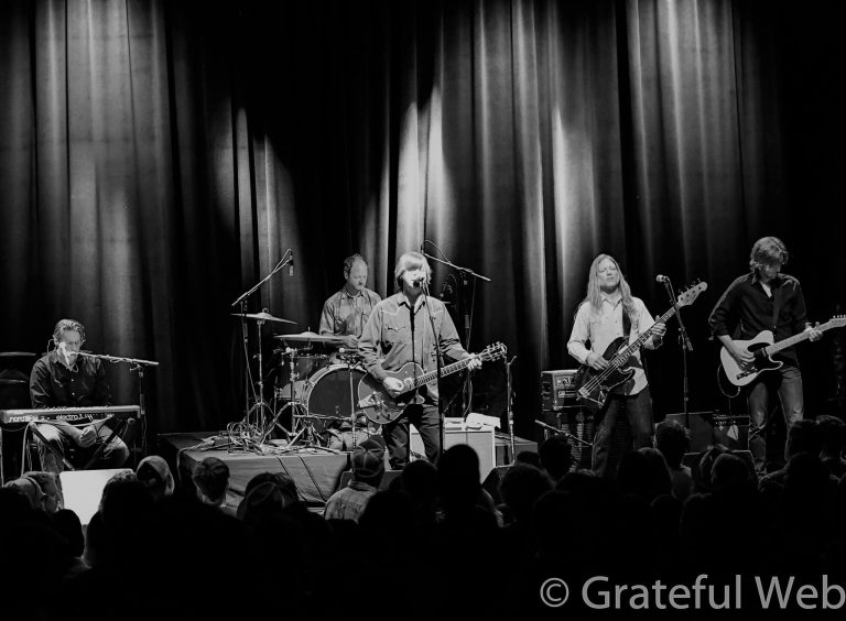 Son Volt Captures The American Consciousness With New Song "Livin' In The USA", Album ELECTRO MELODIER Out July 30