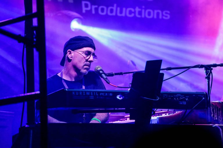 Waynard Scheller and Rainbow Full of Sound Set Out to Recreate Europe ‘72