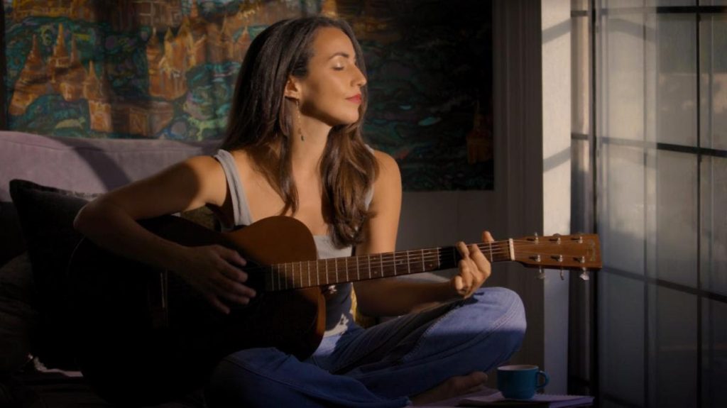 Juliana Riccardi Releases “Full Cup” Music Video