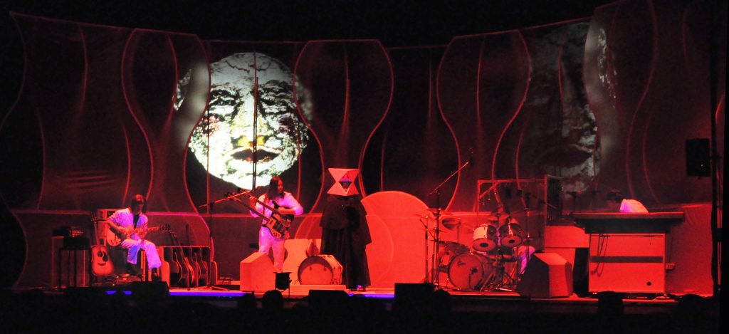 The Musical Box’s Tour Gives Genesis, The Lamb Lies Down on Broadway, Deluxe Treatment