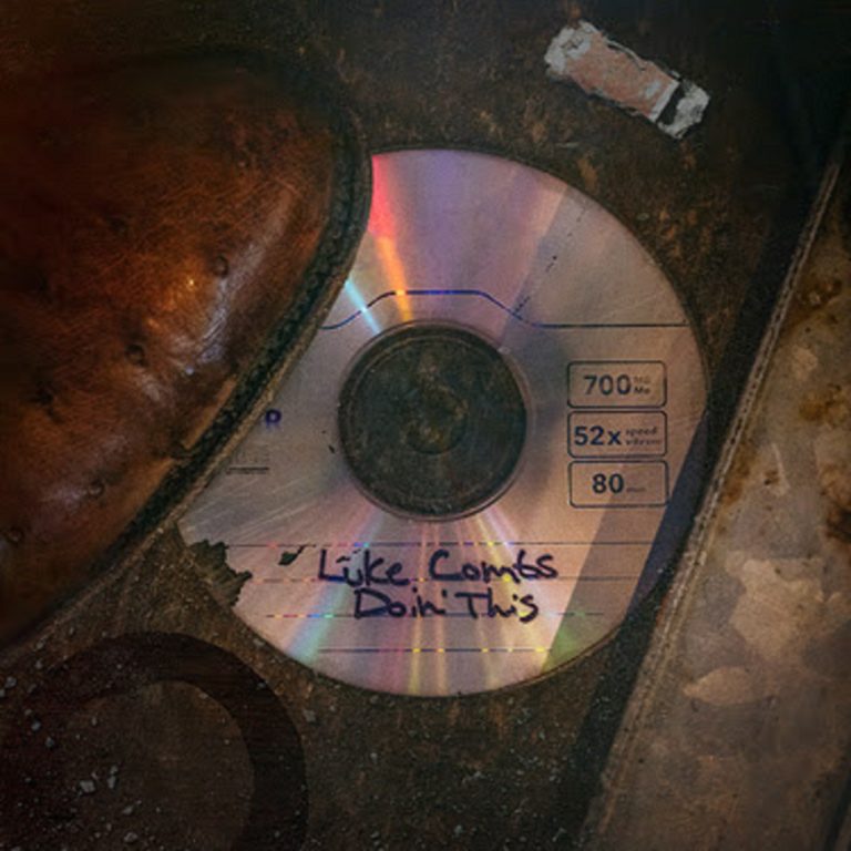 Luke Combs achieves historic thirteenth-consecutive #1 single with “Doin’ This”