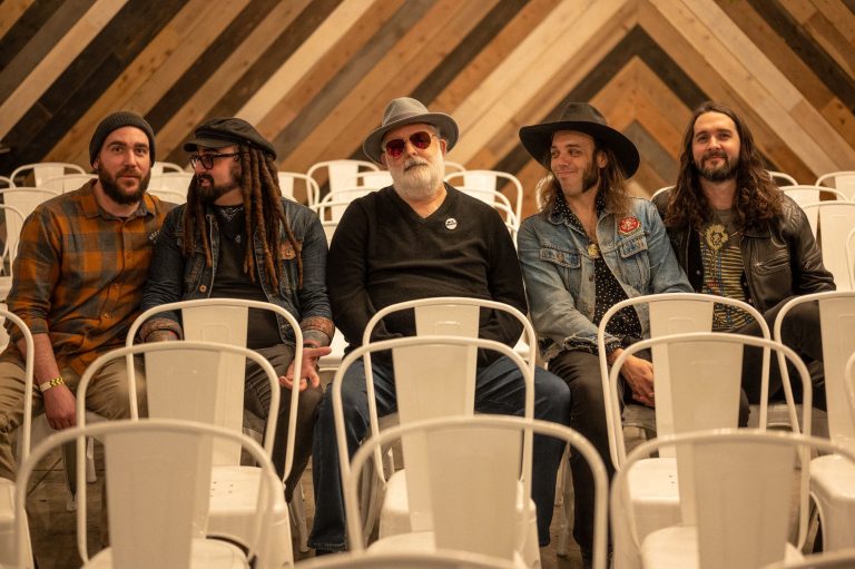 Jack Tempchin and Mrs. Henry Release New Single “Bob Dylan’s Whiskey”