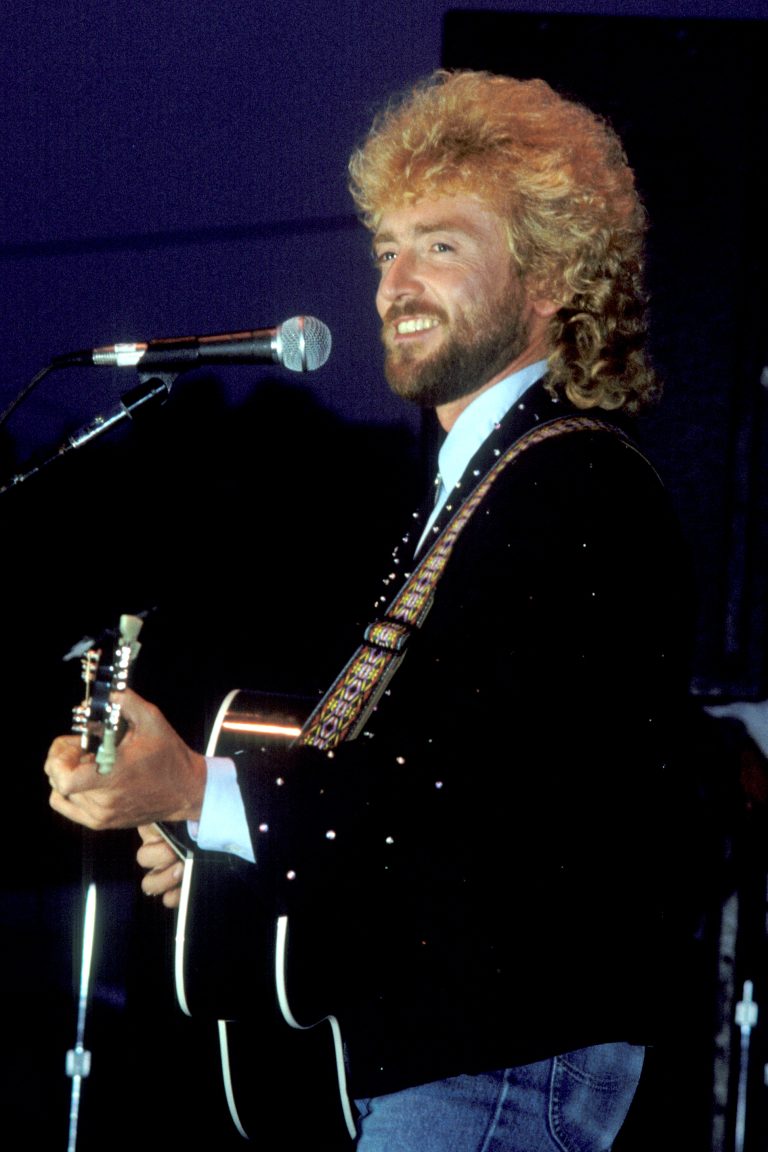Fans & Friends Seek Funding for Keith Whitley Memorial