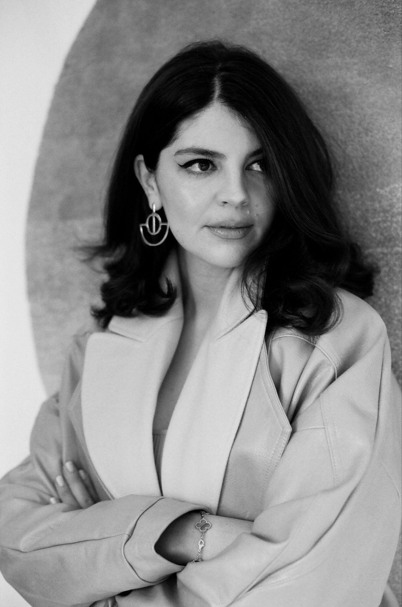 NIKKI YANOFSKY ANNOUNCES NEW ALBUM OF 15 VINTAGE JAZZ STANDARDS ‘NIKKI BY STARLIGHT’ OUT OCTOBER 21ST