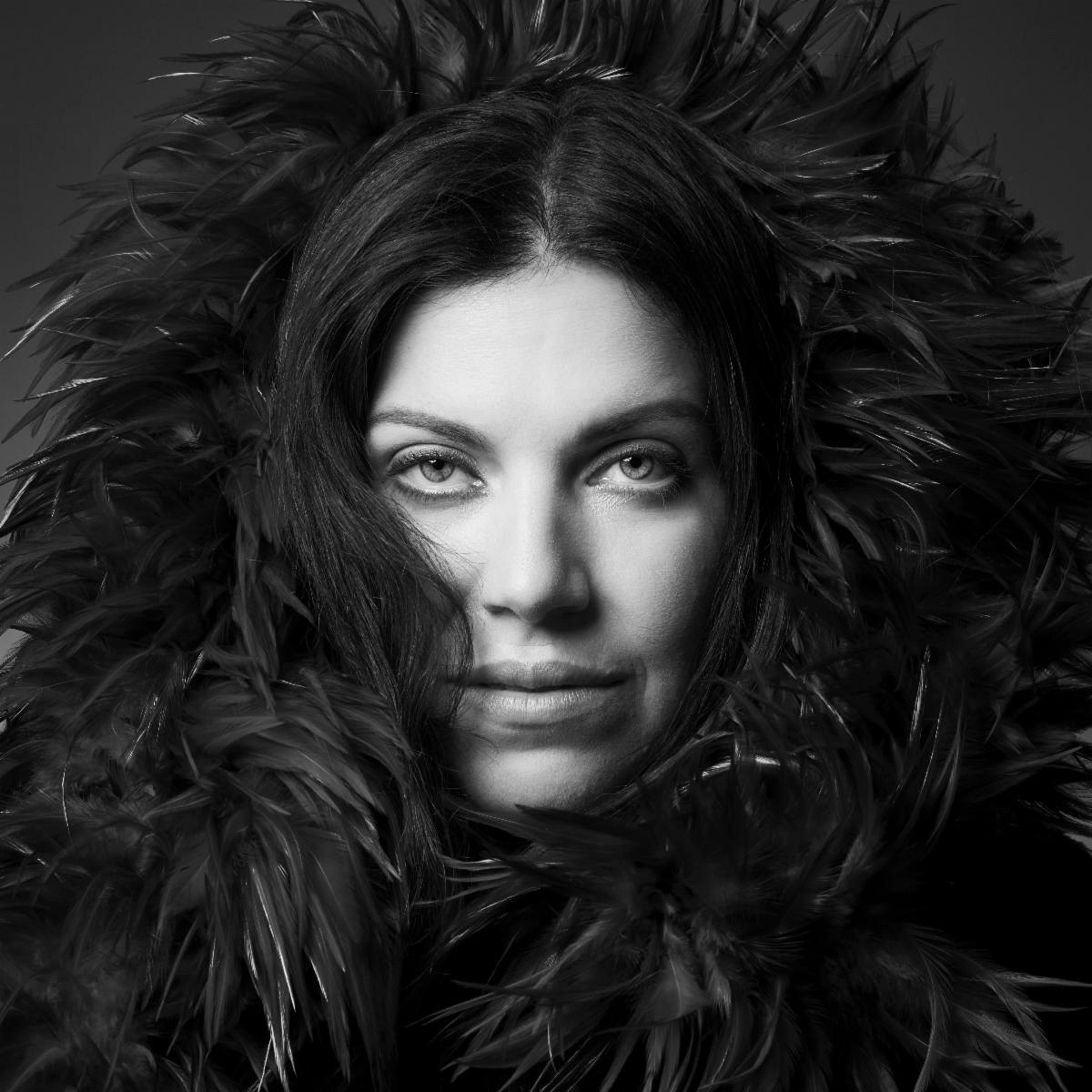 Eddy Lee Ryder’s New Single “Smoke and Mirrors” Finds A Home With Multiple Audiences