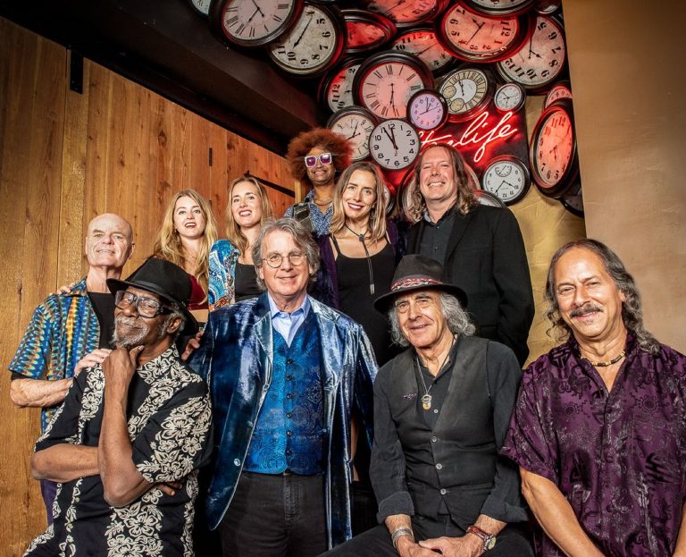 MOONALICE BRINGS THEIR PSYCHEDELIC SOUL TO THE CHAPEL IN SAN FRANCISCO WITH A SPECIAL LIGHT SHOW