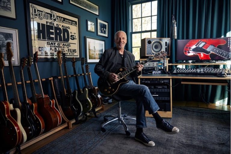 Peter Frampton confirms new dates on Never Say Never Tour