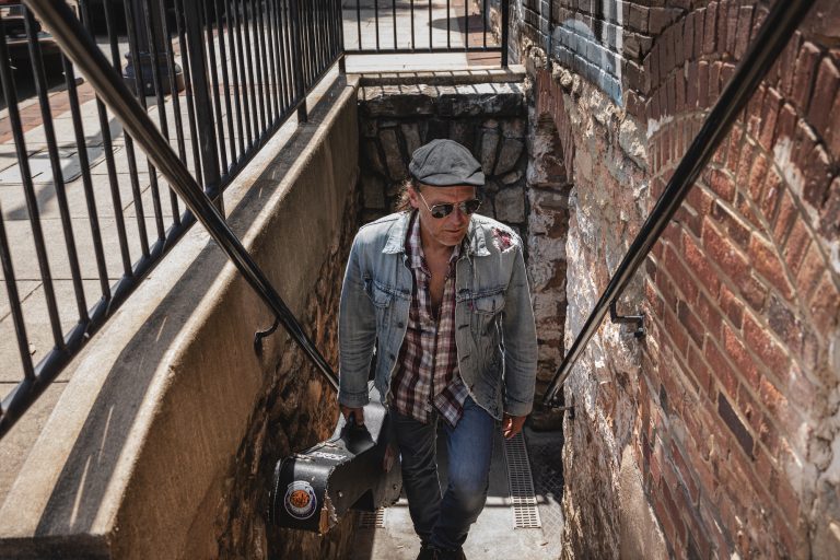 Grateful Web Premiere: Lars Nagel's "Fools Way Home" from the Album "Tomorrow Never Knows"