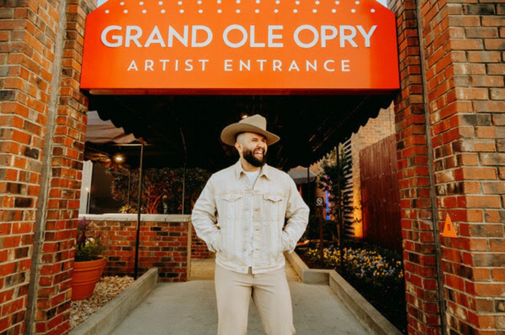 Global Mexican superstar Carín León marks career milestone with debut performance Grand Ole Opry last night