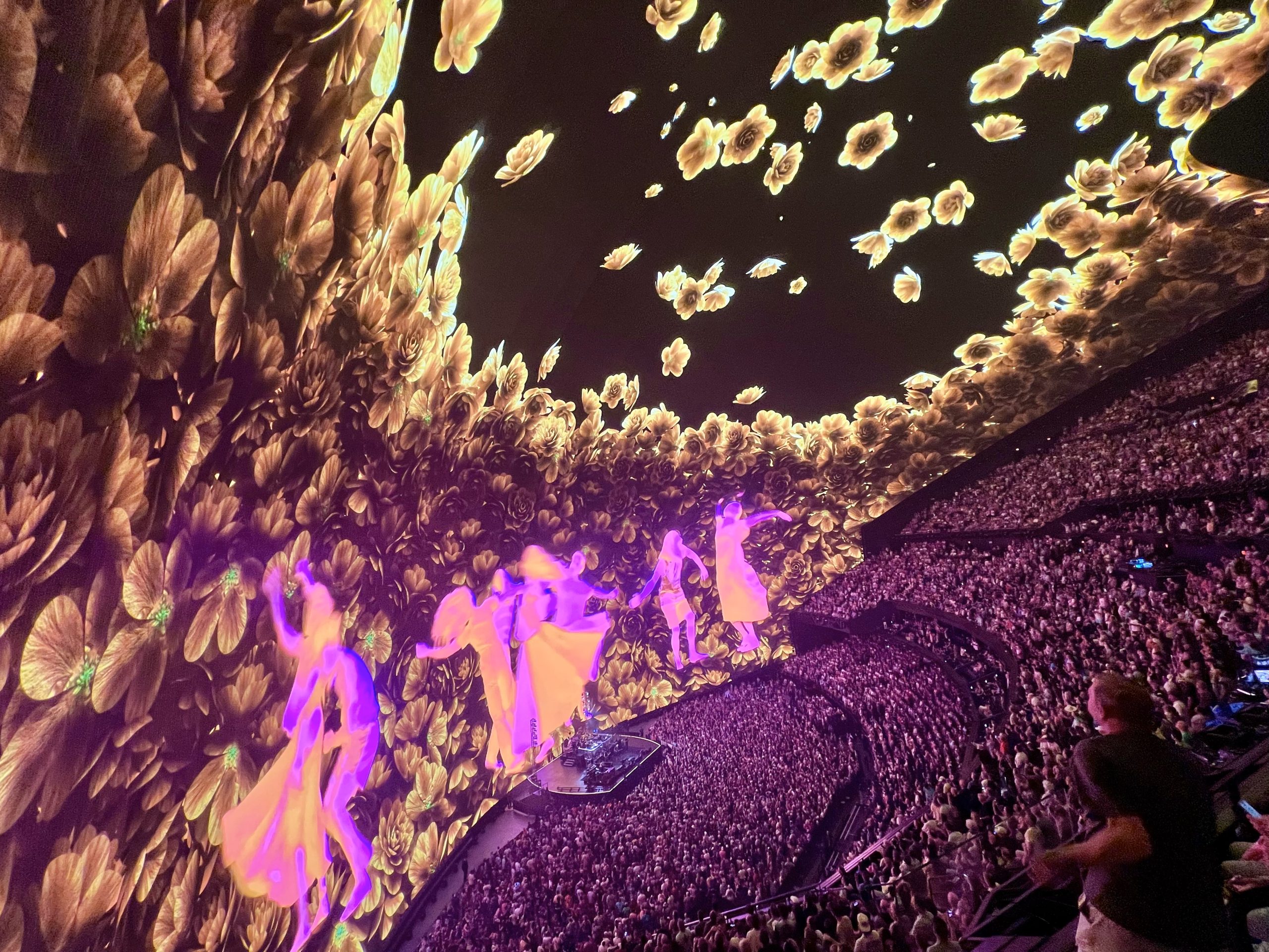 A Journey Through Time: Dead and Company’s 30-Night Odyssey