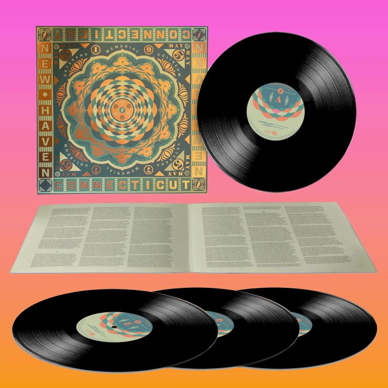 Exclusive Grateful Dead 4LP Boxed Set Arrives This Record Store Day Black Friday