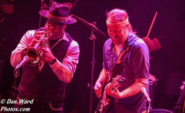 Holiday Funk and Psychedelic Cheer: Joe Marcinek’s Dead Funk Summit Lights Up Lincoln Hall