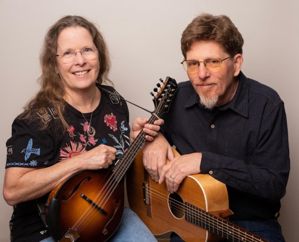 TIM O'BRIEN & JAN FABRICIUS premiere "Hungry Heart," their new single honoring mothers everywhere